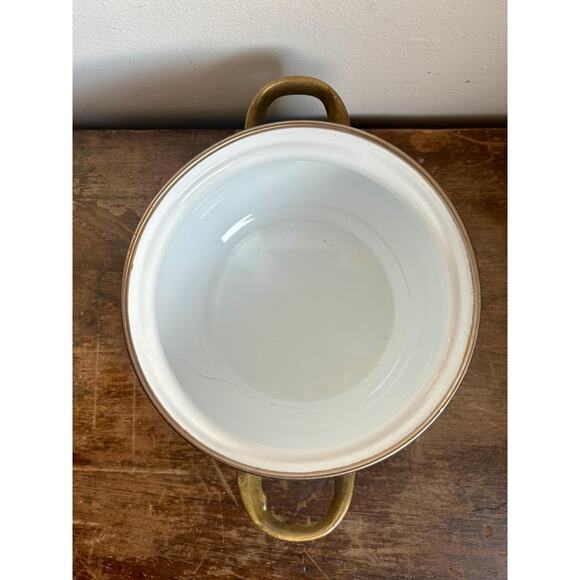 Vintage Enamel and Brass Floral 2.5 Quart Lidded Pot | Cottagecore Granny Chic - Picture 6 of 8